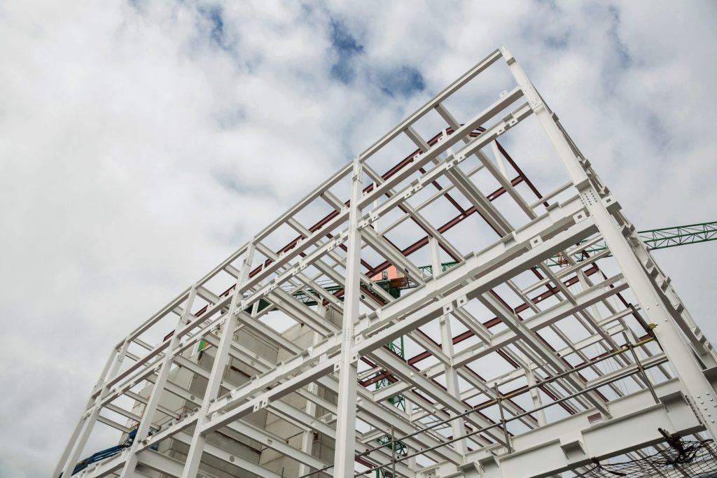Stainless Steel Fixed Access Platform vs. Mobile Work Platforms: Which One is More Efficient, when it comes to industrial workspaces